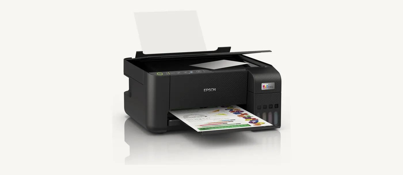 EcoTank L3250 capot du scanner relevé, vitre A4 apparente et page couleur en sortie