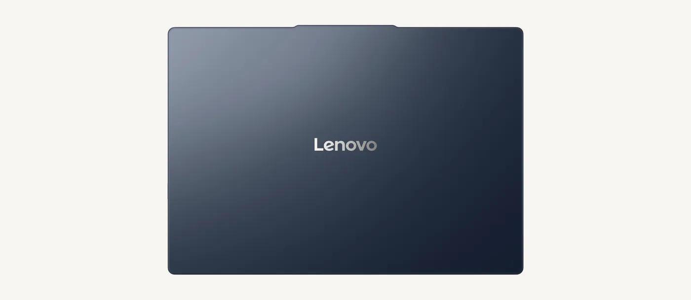 Capot en aluminium anodisé Cosmic Blue du Lenovo IdeaPad Slim 3 15IRH10, logo Lenovo centré