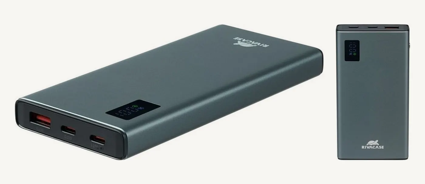 Batterie Rivacase VA1021 vue de trois quarts avec ses ports USB-A et USB-C, et vue de face avec l'écran LCD affichant le pourcentage de charge