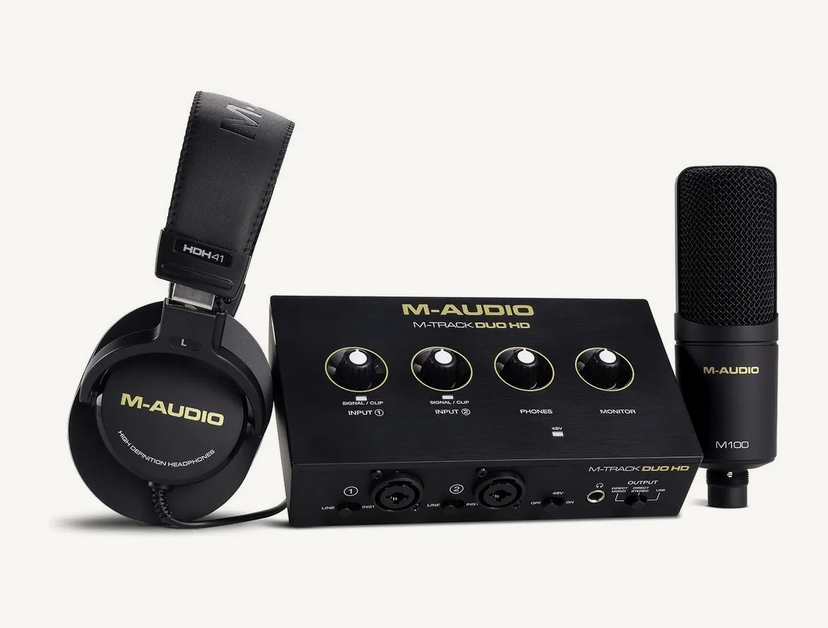 Contenu du M-Track Duo HD Producer Pack : casque HDH41, interface M-Track Duo HD et micro M100 côte à côte