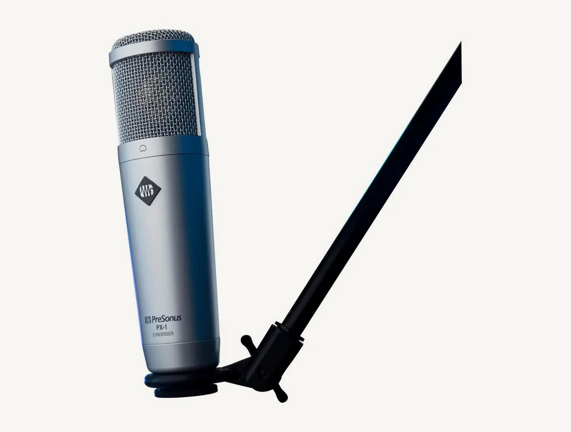 Micro PreSonus PX-1 argenté monté sur sa fixation rigide au bout d'une perche