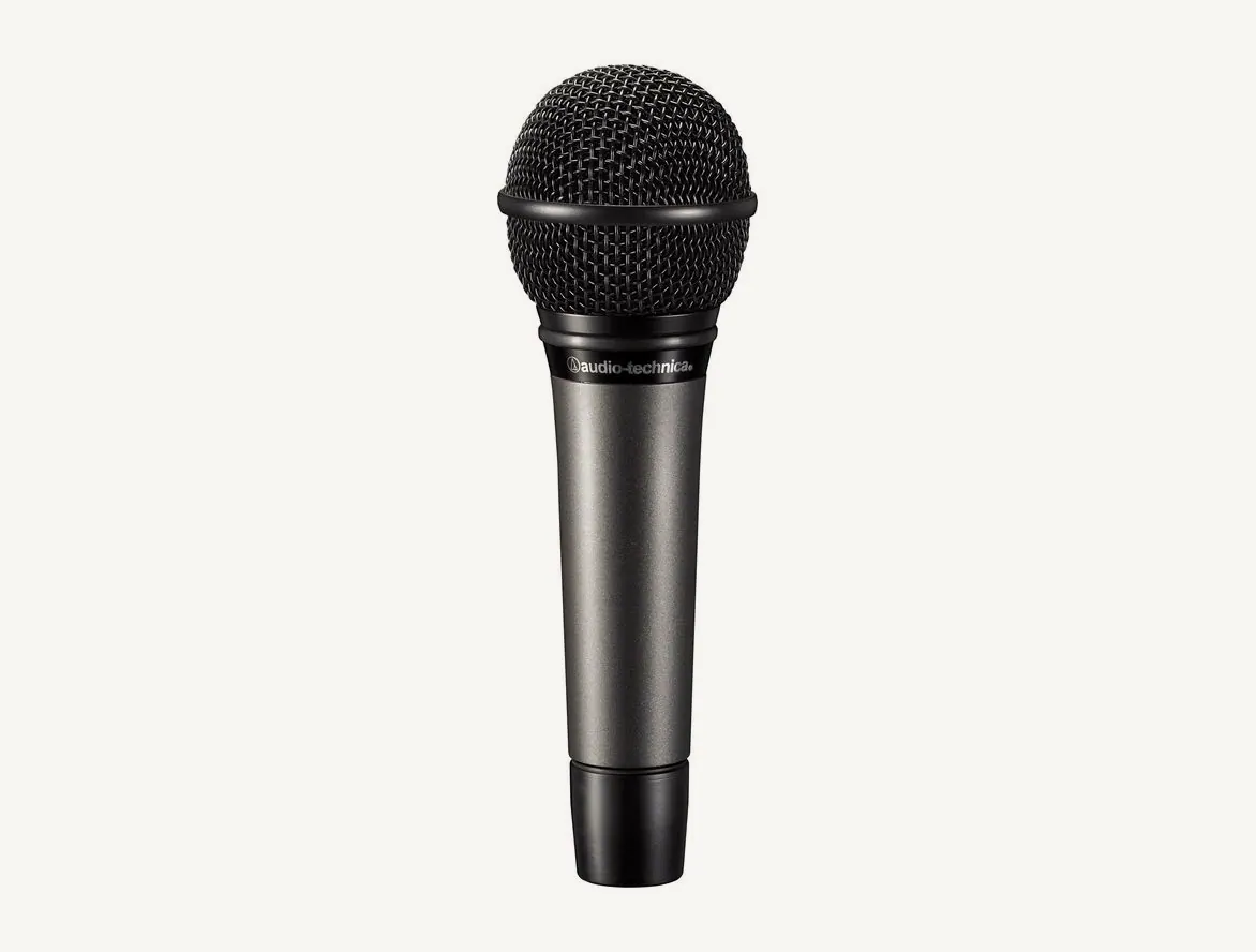 Micro dynamique Audio-Technica ATM510 vu de face, grille ronde et corps métallique