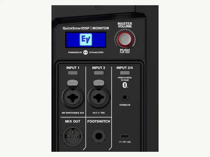 Panneau arrière de l'EVERSE 8 : écran LCD, bouton de volume, entrées 1 et 2 combo, entrée 3/4 Bluetooth et mini-jack, sortie MIX OUT, prise FOOTSWITCH et port USB