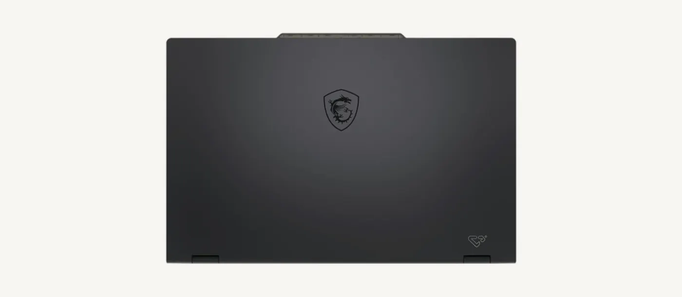 Capot noir du MSI Cyborg 15 fermé, logo MSI