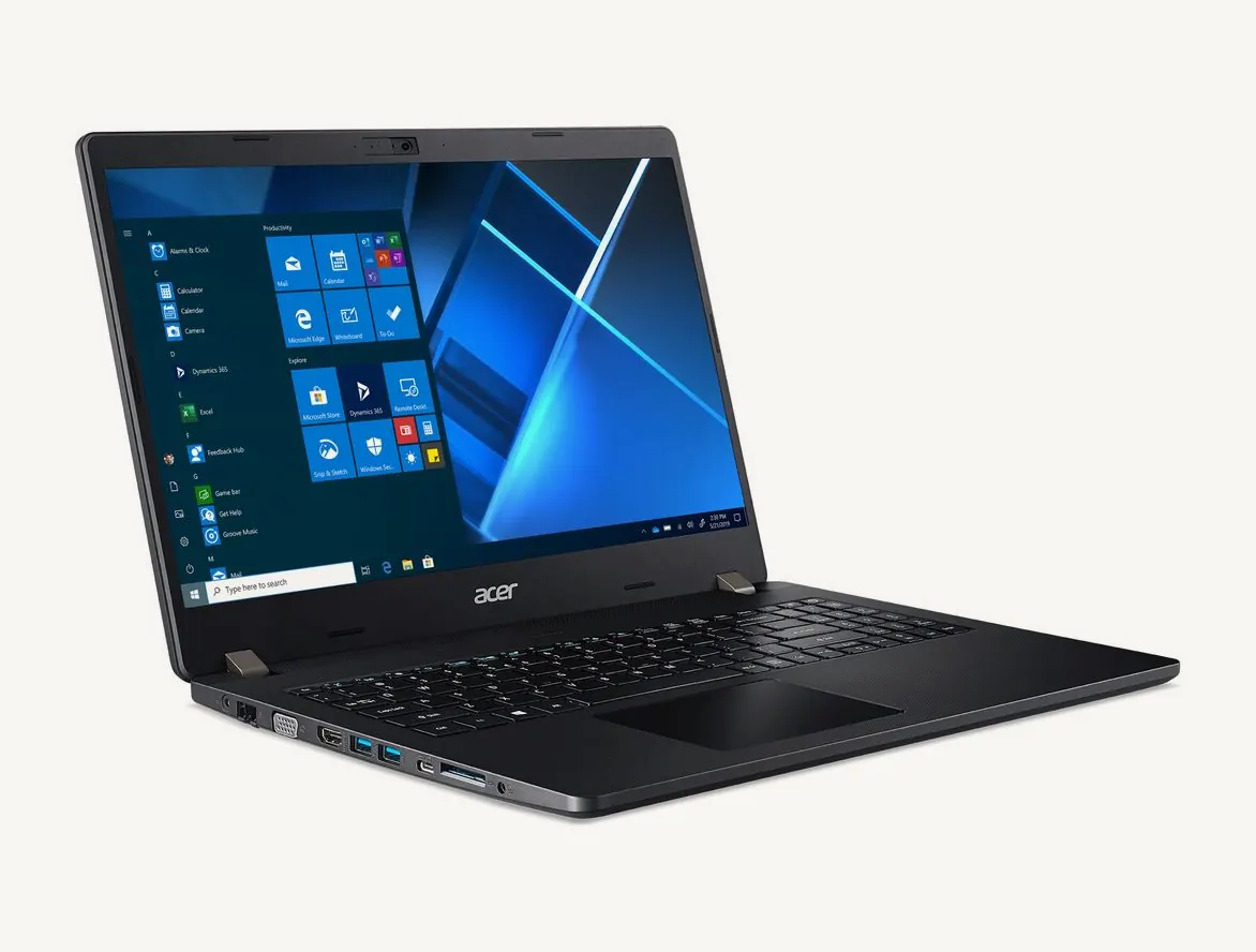 Acer TravelMate P2 TMP215-53 noir ouvert de trois quarts, clavier avec pav&eacute; num&eacute;rique et ports sur le flanc gauche