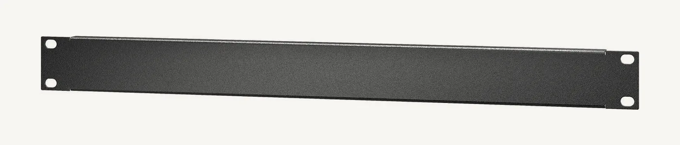 Panneau d'obturation métallique APC ER7BP1U 1U noir, vu de face avec ses deux trous de fixation