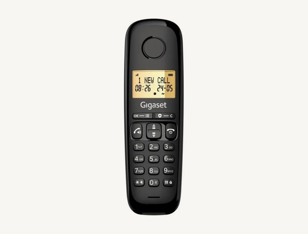 Combin&eacute; Gigaset BASIC 100 vu de face, clavier avec les touches &eacute;toile, z&eacute;ro et di&egrave;se